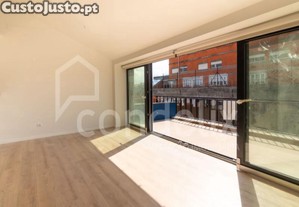 Apartamento T2 Em Costa Cabral, Porto