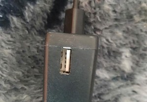 Adaptador de corrente para USB