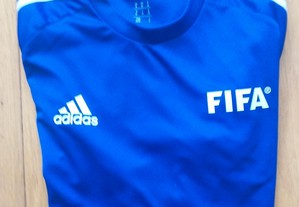 T-shirt Adidas oficial FIFA, tamanho M