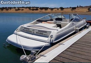 Barco Mercruiser 3000 V6