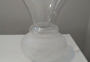 Abajures/Tulipas em vidro fosco lapidado Anos 70