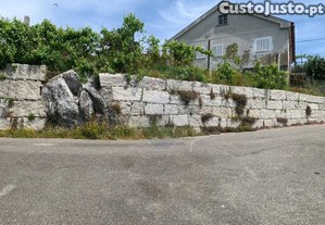 Moradia T3 Em Monte Redondo, Arcos De Valdevez.