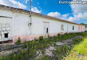 Casa T5 em Romeira e Várzea de 213,00 m²