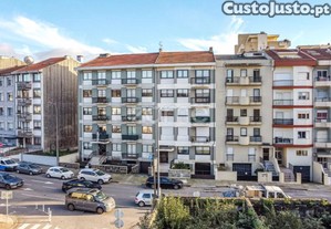 Apart. T2 Duplex Com Terraço | Junto À Casa De...