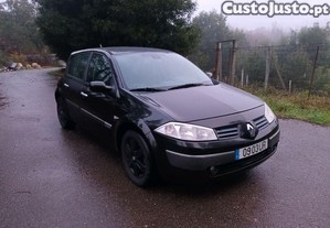 Renault Mégane 1.5 DCi - 03