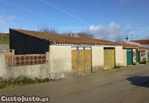 Garagem Dupla Com Quintal - Cepos (Arganil)