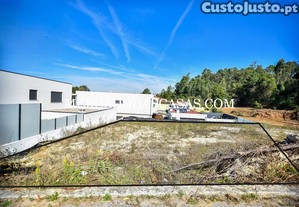 Terreno para construo de moradia, S.M.Feira
