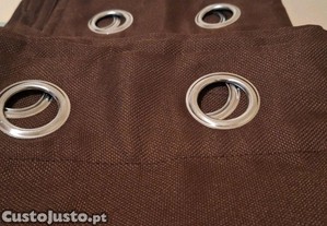 Cortinados castanhos