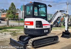 Mini giratoria BOBCAT E35