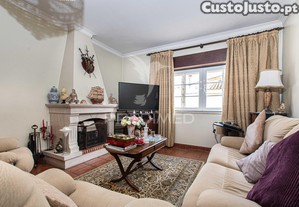 Apartamento t3 cm terraço em vila nova rainha