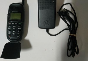 Telemóvel Motorola CD 920 como novo
