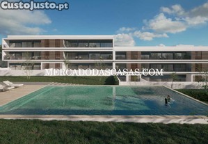 Apartamento T2 Condomnio fechado com piscina