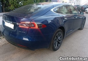 Tesla Model S long range
