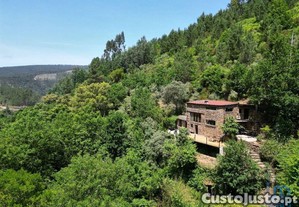 Casa / Villa T4 em Cadafaz e Colmeal de 71,00 m²
