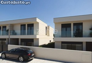 Moradia T3 Em Construção Na Silva, Barcelos