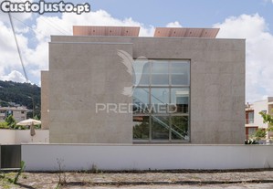 Moradia t3 de gaveto - gualtar, braga
