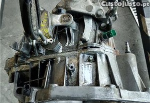 CAIXA VELOCIDADES MANUAL Renault scenic ii jm 2003 TL4A000 S111723