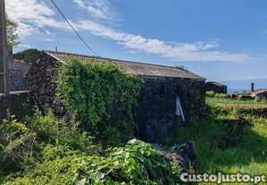 Terreno em Ribeirinha de 750,00 m