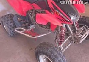 TRX 450 em estado NOVO