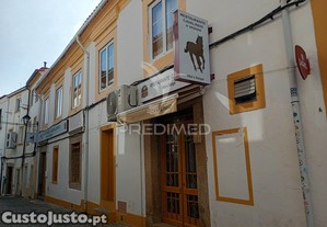 Rés do chão comercial