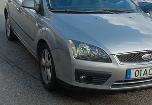 Ford Focus 1.4 SW - 05