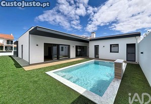 Casa / Villa T4 em Quinta do Conde de 187,00 m²