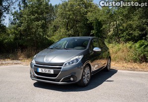 Peugeot 208 1.6 HDI Style