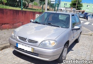 Citroën Saxo 1.1i C/ Direção assistida