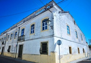 Casa T8 em Portalegre de 874,00 m²