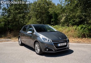 Peugeot 208 1.6 HDI Style - 16