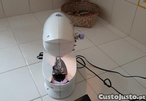 Maquina costura para peas