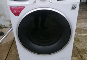 Máquina de lavar roupa LG 9kg