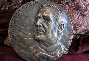 Medalha do Prof Francisco Gentil 1878-1978 . Fund