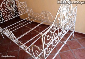 Cama de ferro