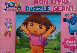 Livro / quebra-cabeça (puzzle) gigante Dora explor
