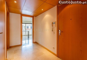 Apartamento T3 para - Lisboa