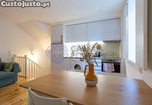 Apartamento T0 Duplex   Rua de Santa Helena, Porto