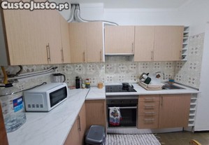 Apartamento T4 Com Elevador E Lugar Garagem Em...