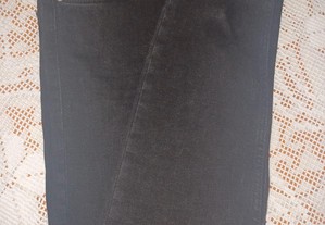 Jeans pretas cintura subida da Zara