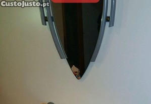 Espelho e mesa