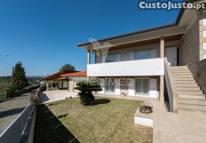 Moradia t4 de excelência | adaúfe, braga