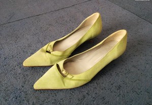 Sapatos salto alto verde (Jorge Fernandes)