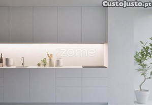 Apartamento T2 Com Varanda, Garagem E Arrumo -...