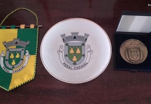 brasão da Freguesia de Peral, Cadaval: medalha, estandarte e prato