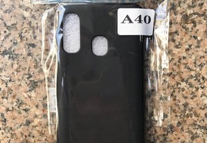 Capa de silicone preta para Samsung Galaxy A40
