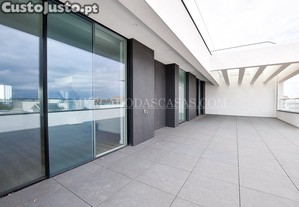 Apartamento T3 com Terrao face  Ria/Mar