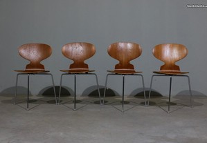 Cadeiras Arne Jacobsen em teca para Fritz Hansen