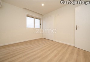 Apartamento T2 Remodelado Em Real - Braga!
