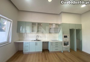 Apartamento T3 Com Terrao