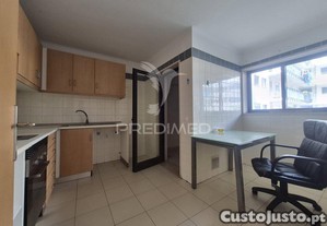 se apartamento t2 com estacionamento | alta de lisboa 329.500